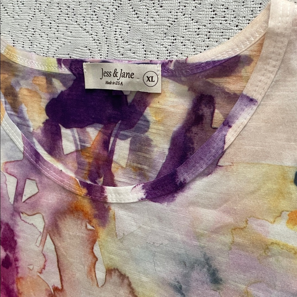 Jess & Jane Semi Sheer GORGEOUS WATERCOLOR Tunic Multicolor Abstract Top